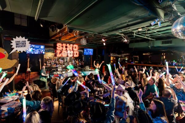 Pete’s Dueling Piano Bar Hosts Benefit For Melody Of Hope | News & Media