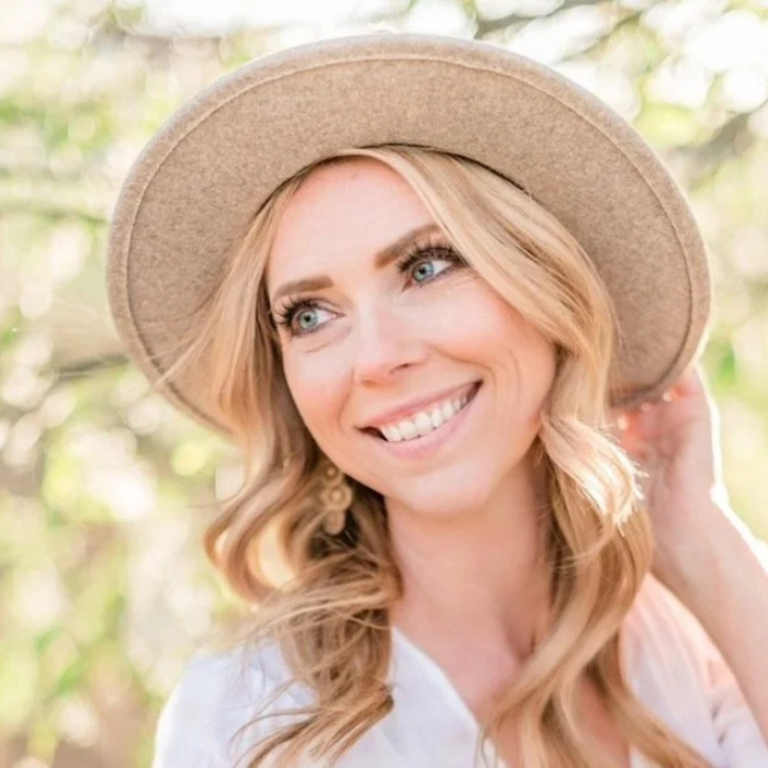 April Sapp | Melody of Hope Artists
